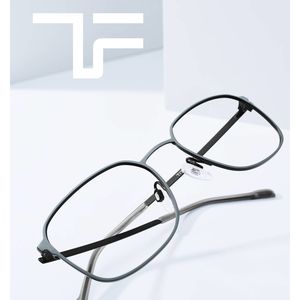 Memory-Titan-Brille in Klagenfurt kaufen Foto: Titanflex eyewear